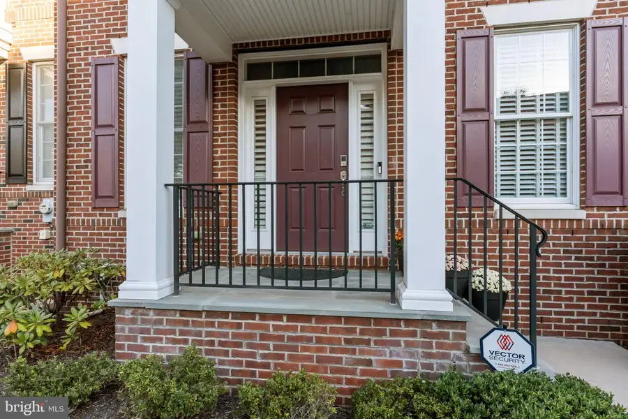 106 Hicks Aly, Newtown, PA 18940 - Image #3