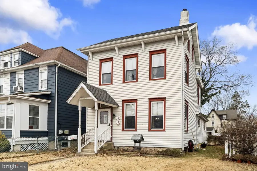 52 Green St, Morrisville, PA 19067 - #2