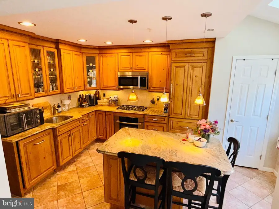 1620 Rockcress Dr, Jamison, PA 18929 - Image #2