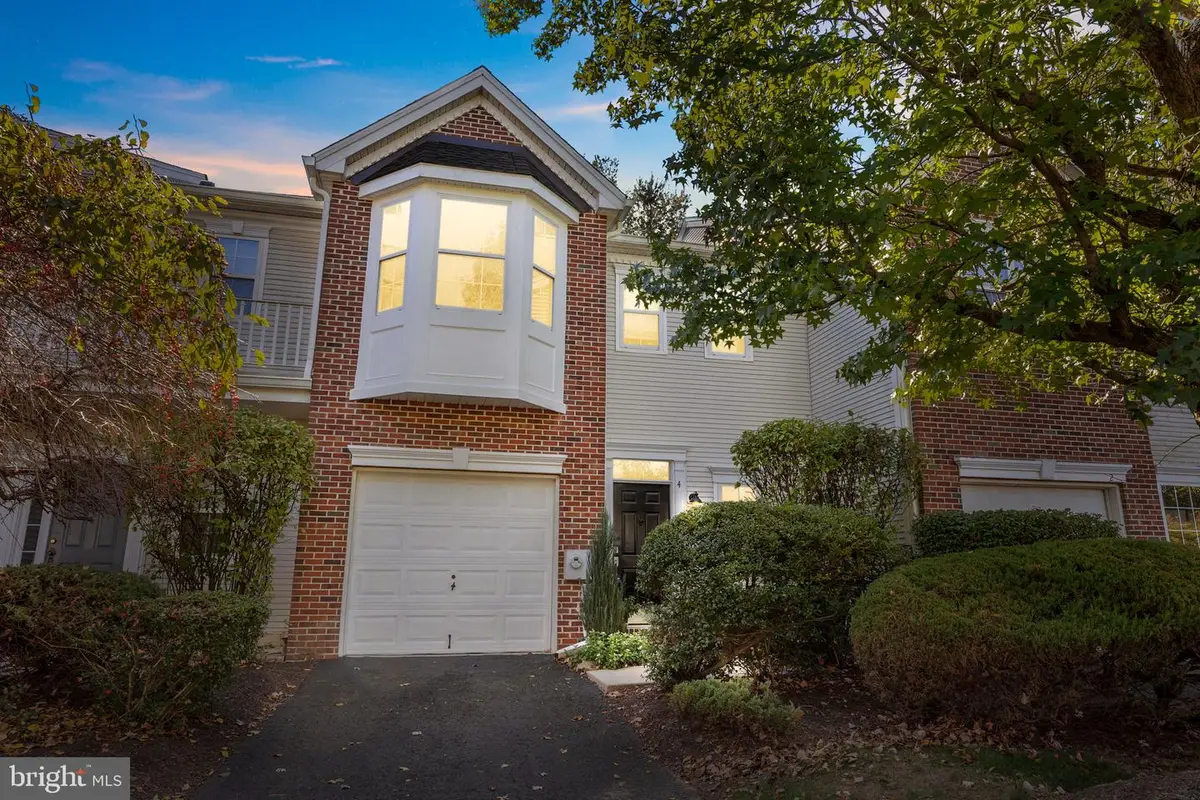 4 Tankard Ln, Washington Crossing, PA 18977 - Image #1