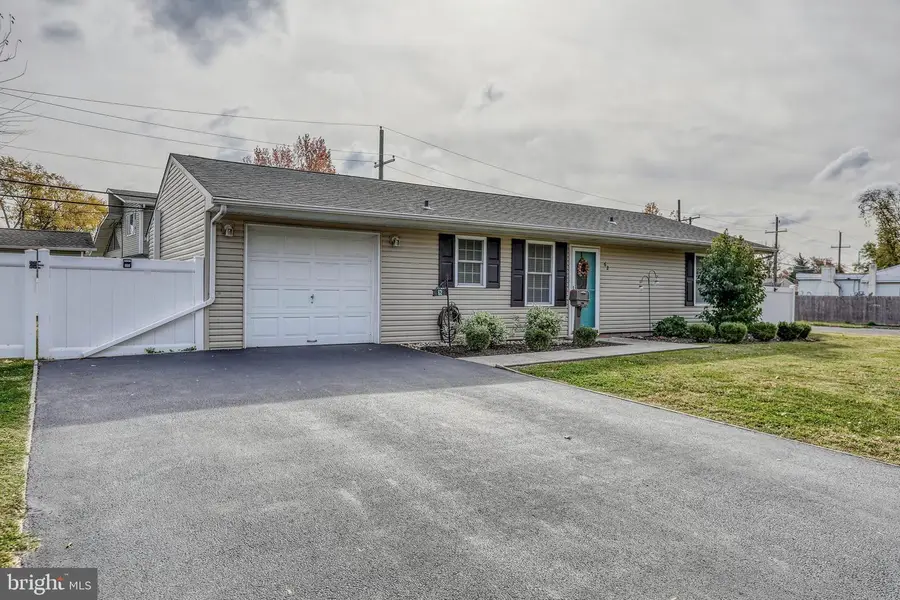 62 Indian Creek Drive, Levittown, PA 19057 - Image #2