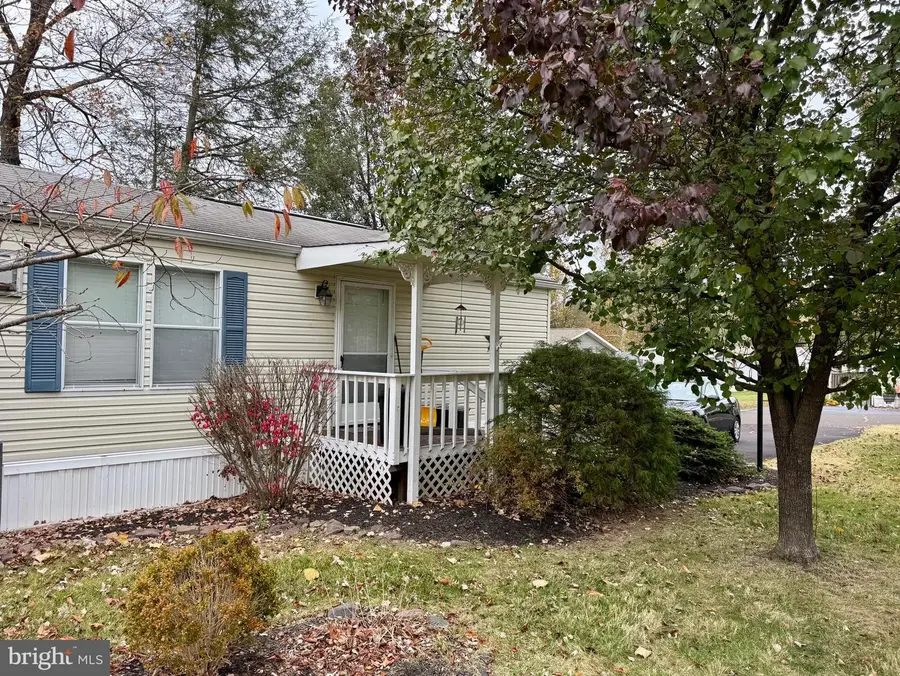 92 Robin Ln, Sellersville, PA 18960 - Image #3