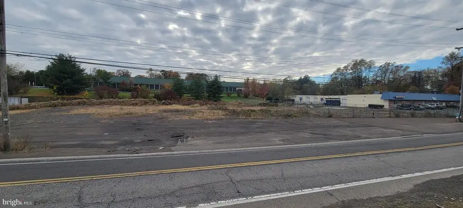 4550 Bristol Rd, Feasterville Trevose, PA 19053 - Image #2