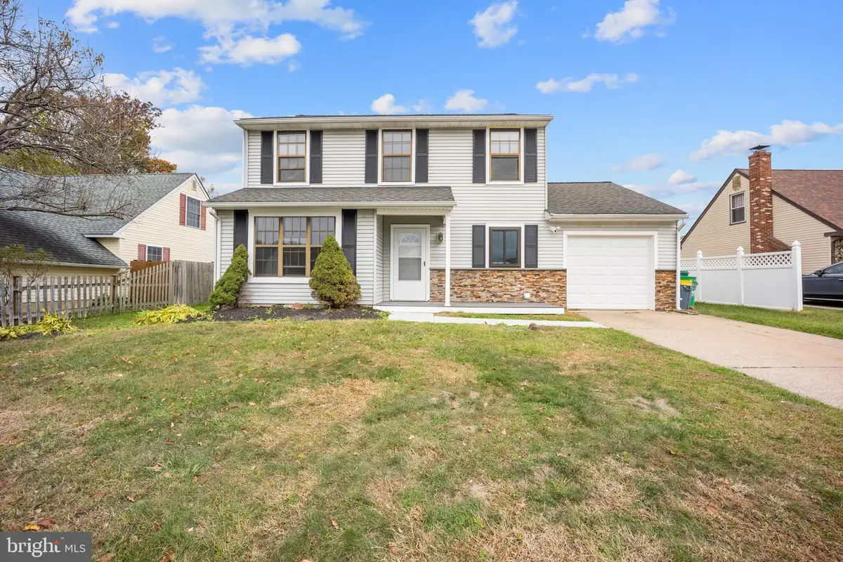 560 Fernwood Ln, Fairless Hills, PA 19030 - Image #1