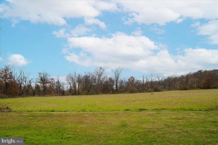 157 Pine Run Rd, Doylestown, PA 18901 - Image #2