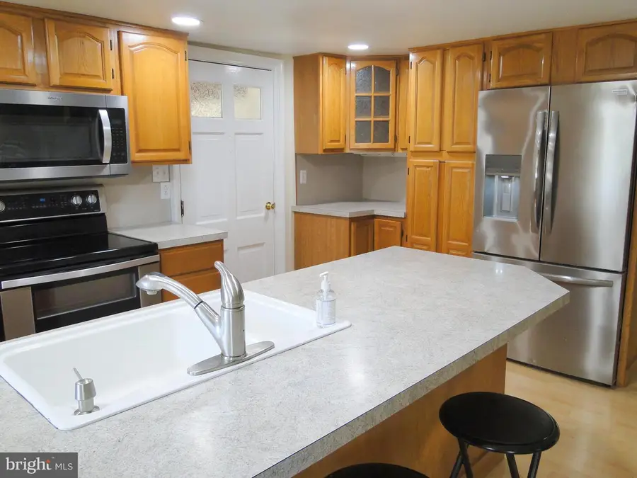 2365 E Swamp Rd, Quakertown, PA 18951 - Image #3