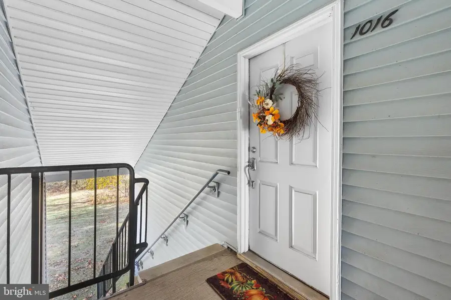 1016 Diamond Dr, Newtown, PA 18940 - Image #2