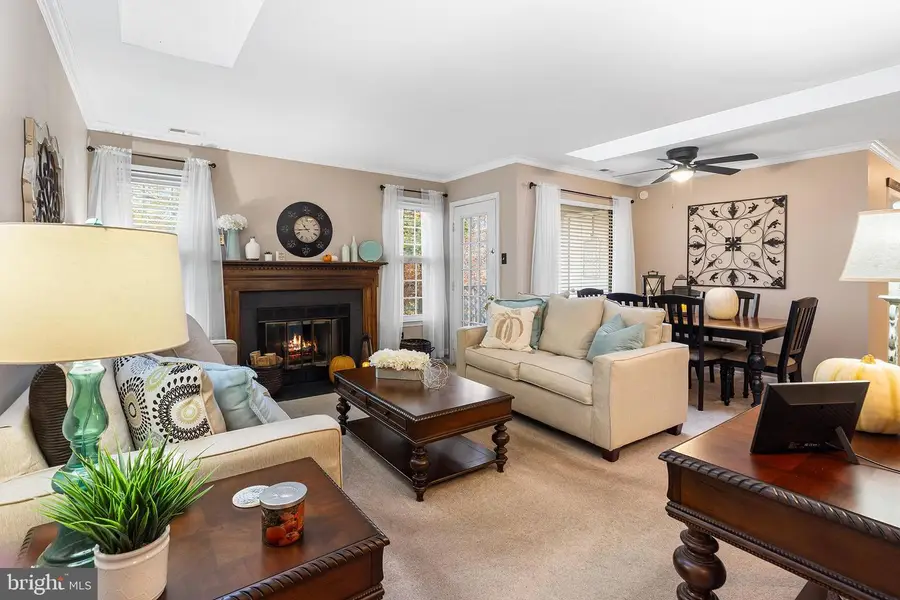 1016 Diamond Dr, Newtown, PA 18940 - Image #3