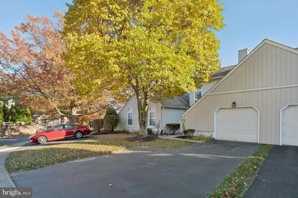 1632 Mcnelis Dr, SOUTHAMPTON, PA 18966