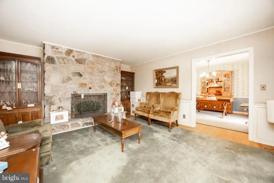 1831 Highpoint Rd, Coopersburg, PA 18036 - Image #2