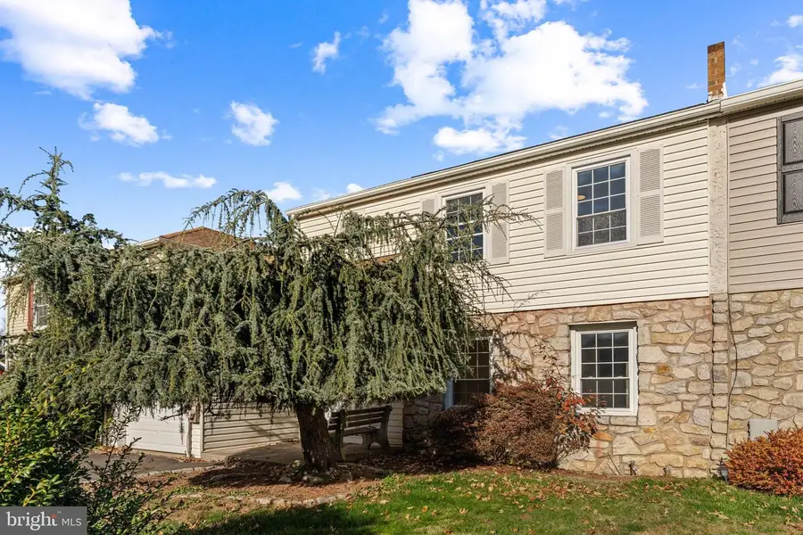 217 Pebble Ct, Chalfont, PA 18914 - Image #3