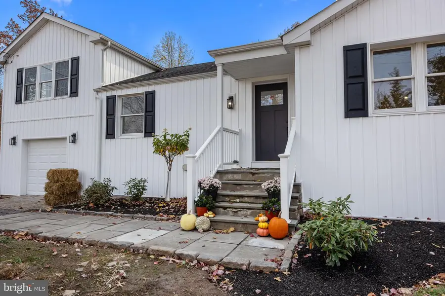 271 Stoopville Rd, Newtown, PA 18940 - Image #3