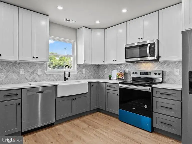 2814 Avenue E, Levittown, PA 19056 - Image #3