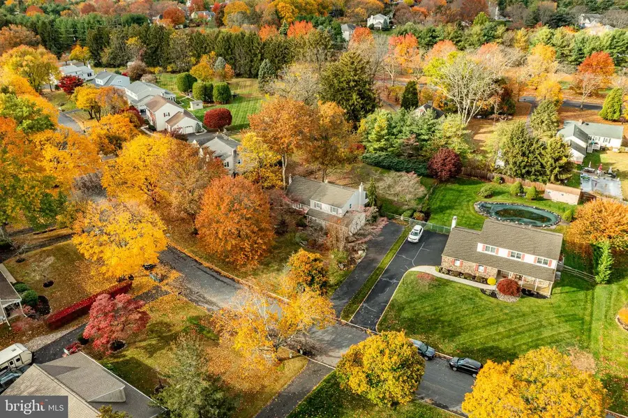 44 Shady Lawn Dr, Southampton, PA 18966 - Image #2