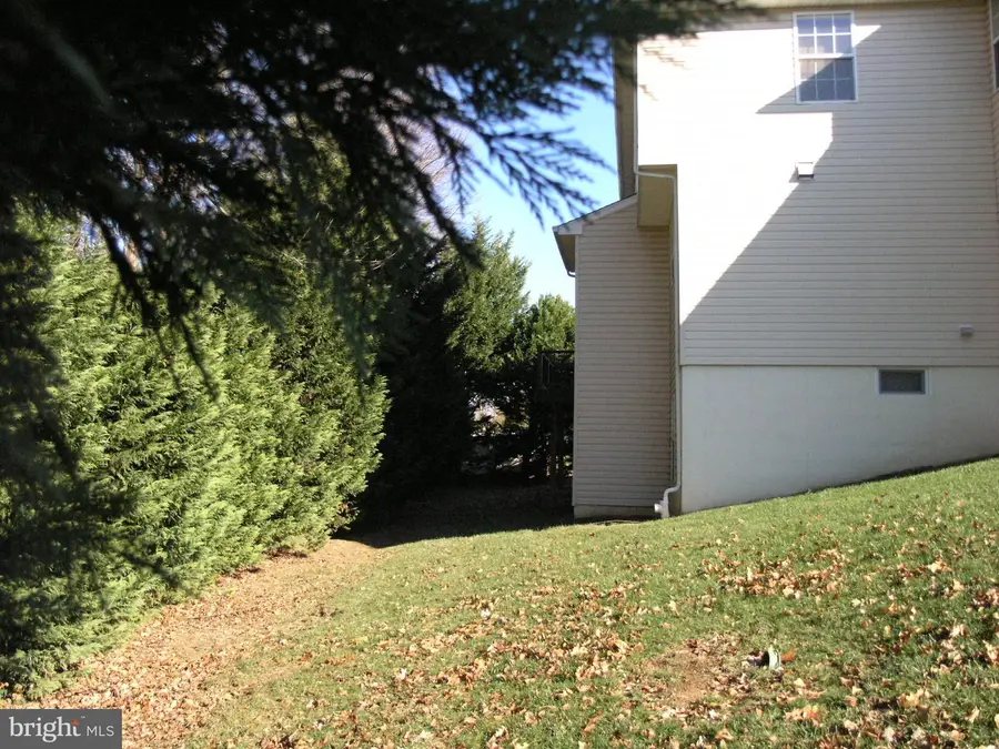 118 Casey Ln, Bensalem, PA 19020 - Image #3