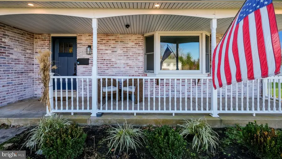 1140 Dayton Dr, Warminster, PA 18974 - Image #3