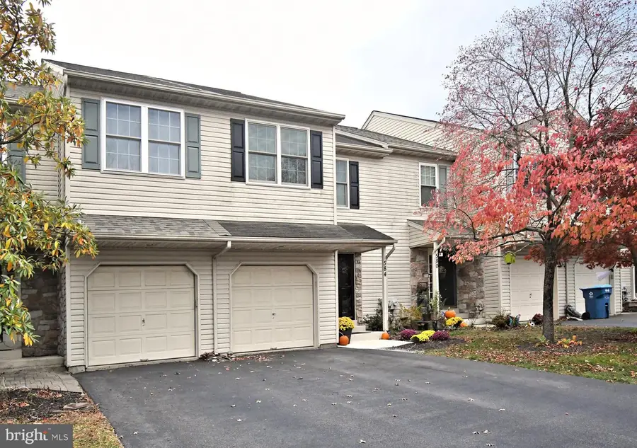 584 Campus Dr, Perkasie, PA 18944 - Image #2