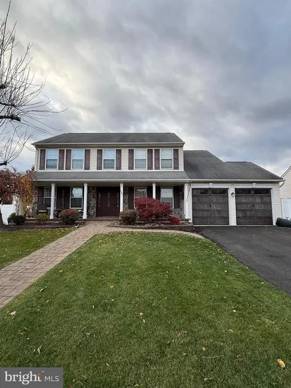 242 Snapdragon St, WARRINGTON, PA 18976