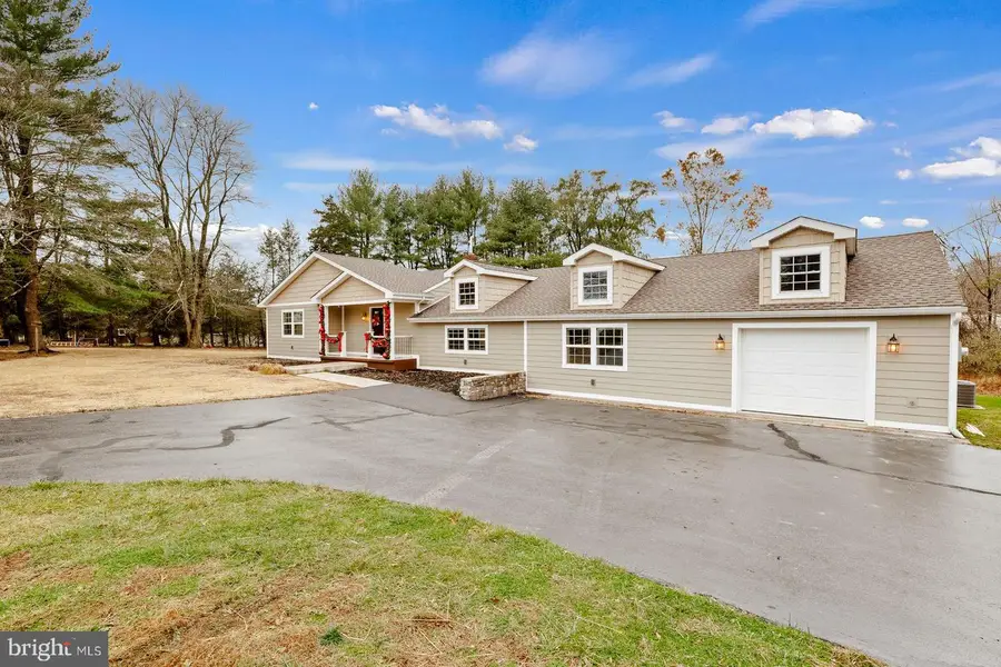 4448 Lower Mountain Rd, New Hope, PA 18938 - Image #2