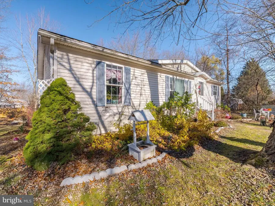 346 Maregan Dr, Sellersville, PA 18960 - Image #2