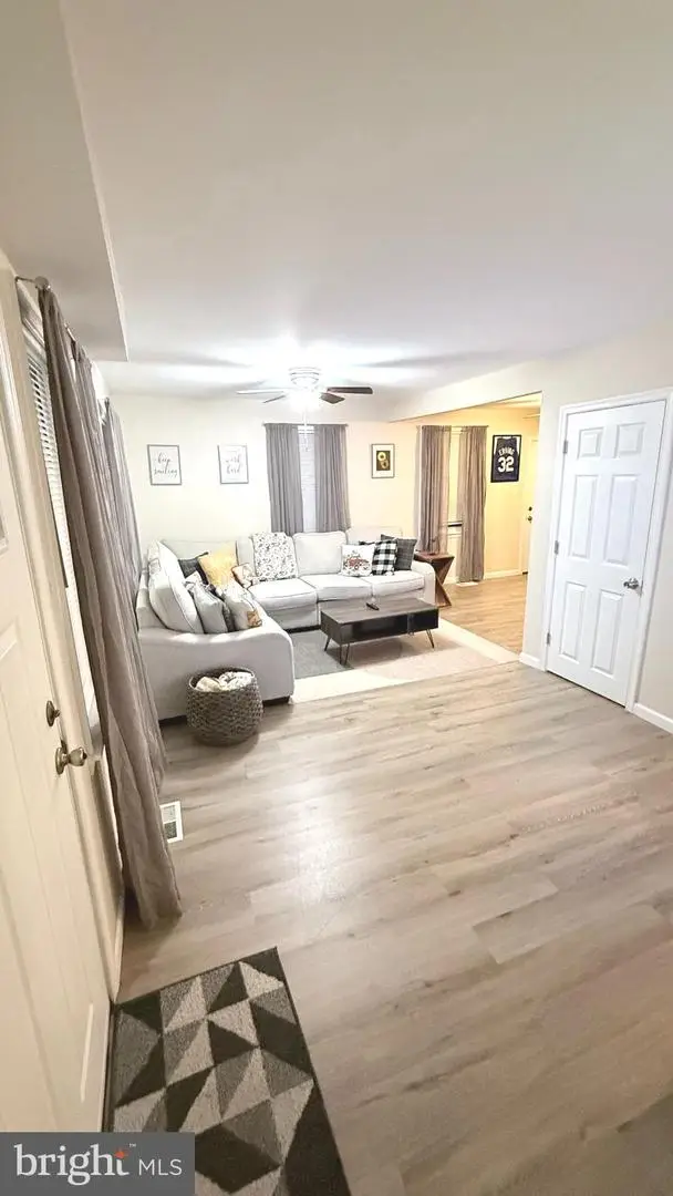 304 Newport Rd, Bristol, PA 19007 - Image #2