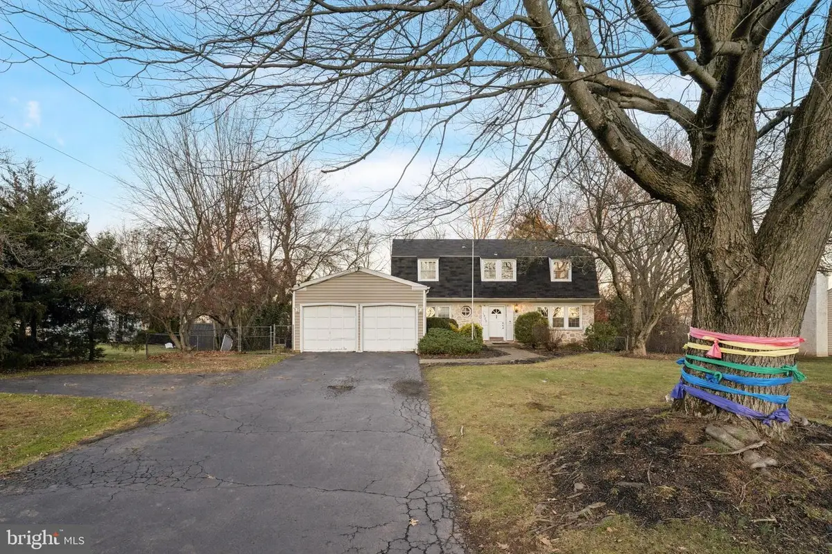 1905 Palomino Dr, Warrington, PA 18976 - Image #1