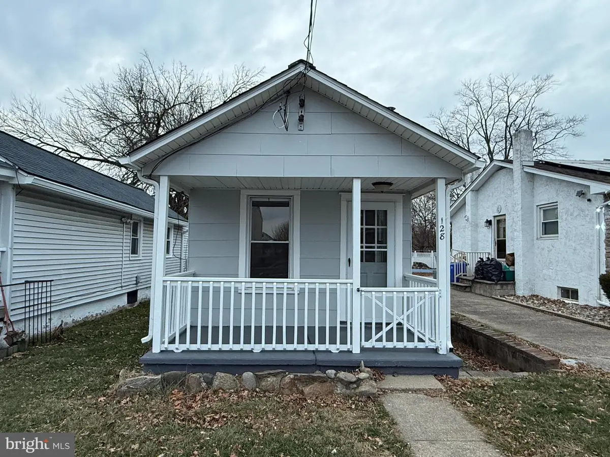 128 Harrison Ave, Morrisville, PA 19067 - Image #1