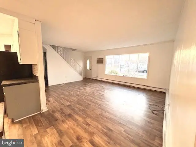 58 Jolly Ln, Levittown, PA 19055 - Image #3