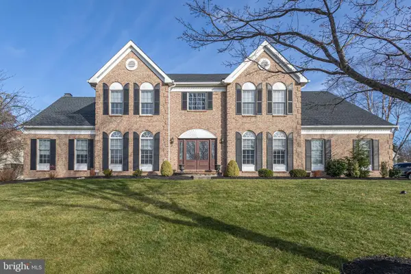 1232 Bridle Estates Dr, YARDLEY, PA 19067