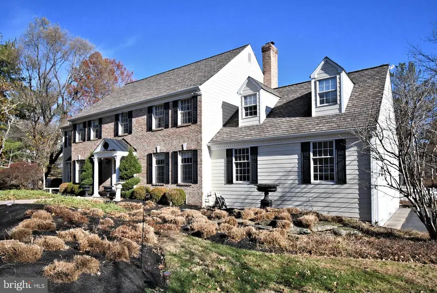 4 Pine Heritage Dr, Newtown, PA 18940 - Image #3