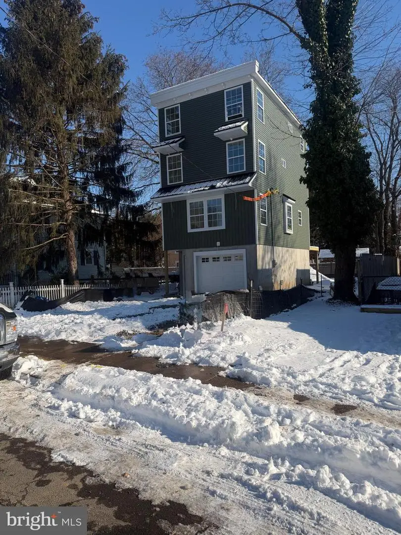 47 E College Ave, Yardley, PA 19067 - Image #1