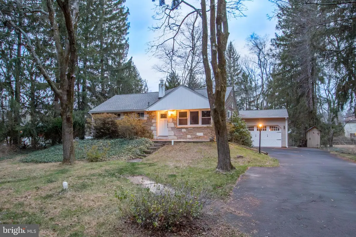 527 Lexington Ave, Chalfont, PA 18914 - Image #1