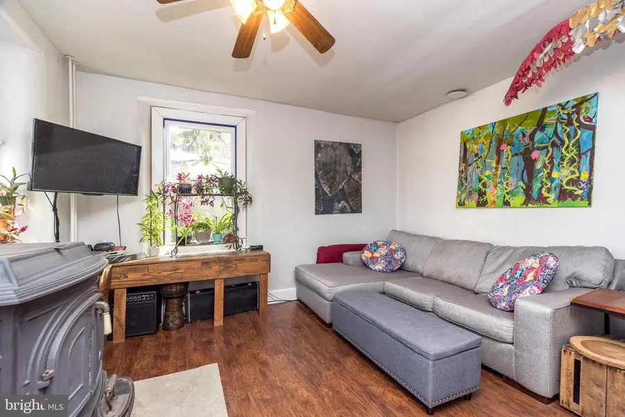 913 Old Bethlehem Rd, Quakertown, PA 18951 - Image #3