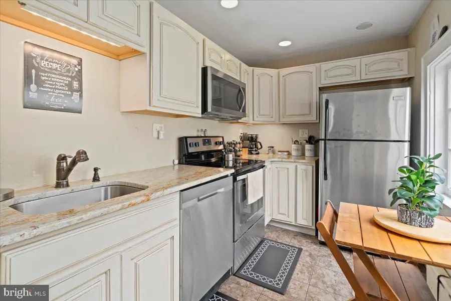 129 N Main St, Sellersville, PA 18960 - Image #3