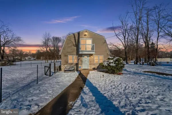 2623 E Ave #e, LEVITTOWN, PA 19056