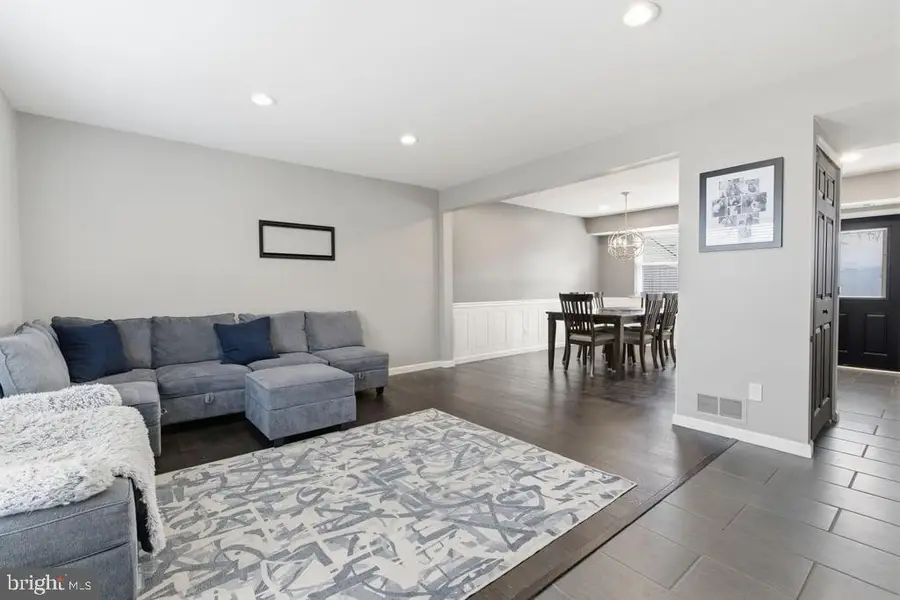 6408 Trenton Ct, Bensalem, PA 19020 - Image #3