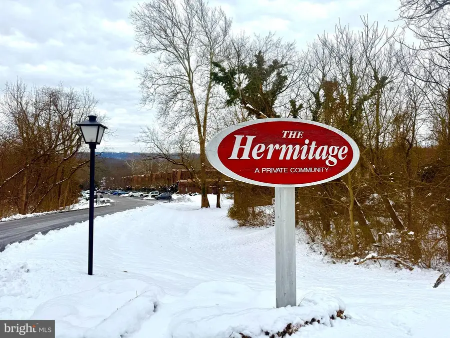 41 Hermitage Dr, New Hope, PA 18938 - #2