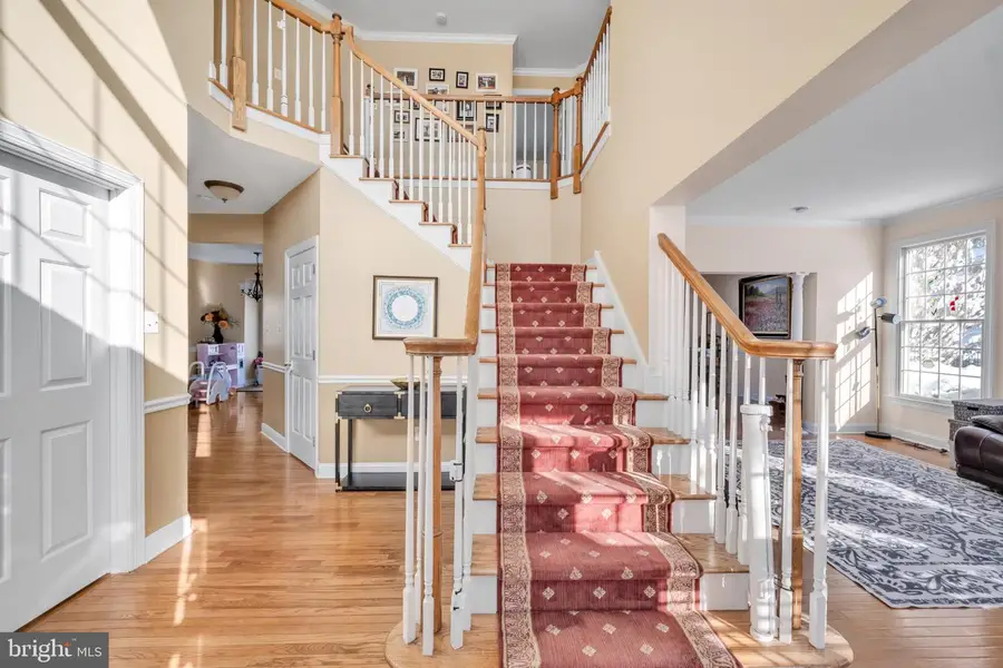 4 Dorchester Ln, Newtown, PA 18940 - Image #2