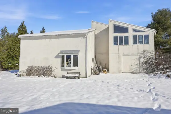 24 Old Limekiln Rd, DOYLESTOWN, PA 18901