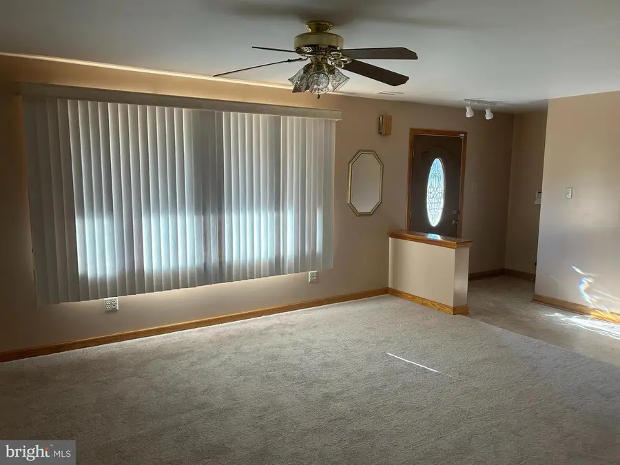 6241 East Dr, Bensalem, PA 19020 - Image #2