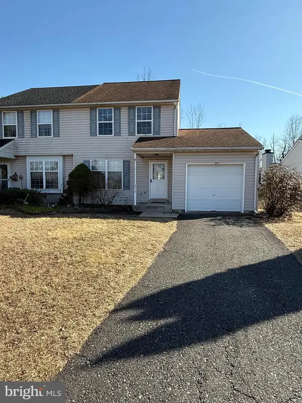 2073 Clover Mill Rd, QUAKERTOWN, PA 18951