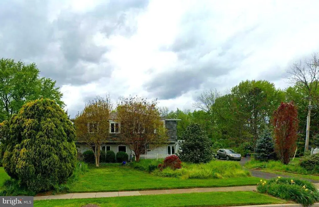 313 Trenton Rd, Fairless Hills, PA 19030 - #1