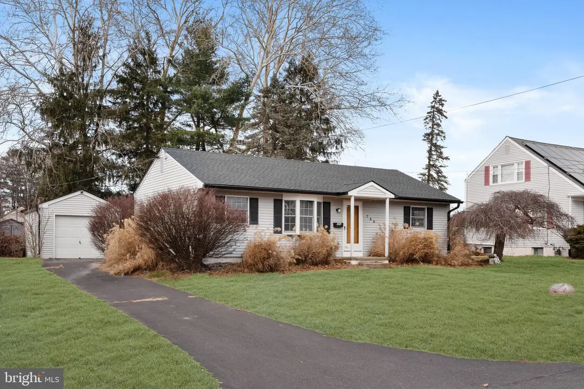 750 Willow St, Southampton, PA 18966 - Image #1