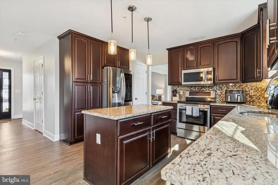 981 Scarlet Oak Dr, Chalfont, PA 18914 - Image #3