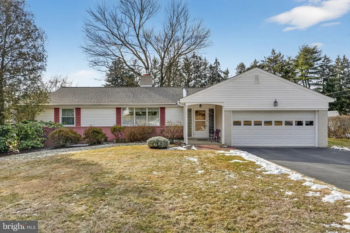 26 Laurel Rd, Southampton, PA 18966 - Image #1