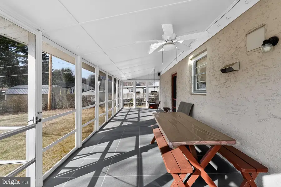 26 Laurel Rd, Southampton, PA 18966 - Image #2