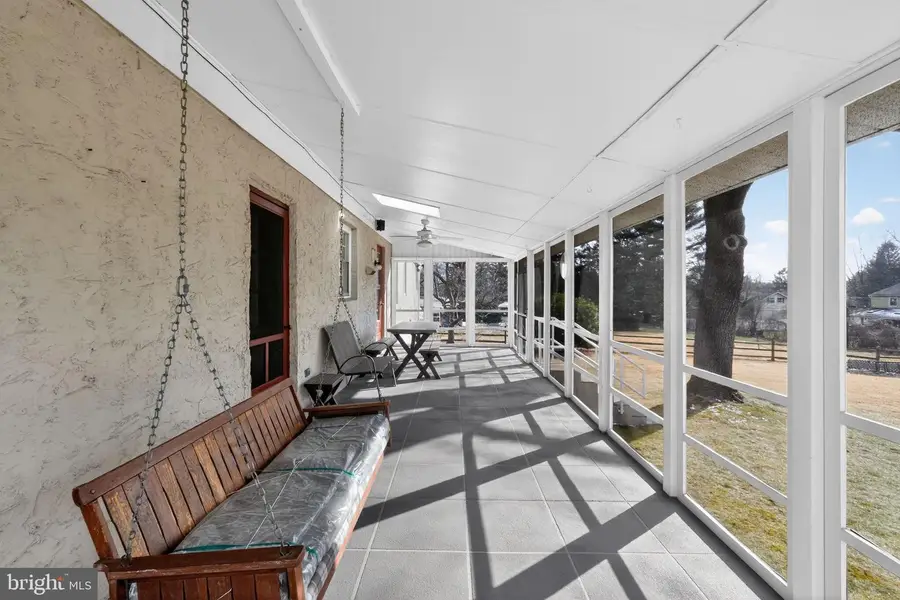 26 Laurel Rd, Southampton, PA 18966 - Image #3