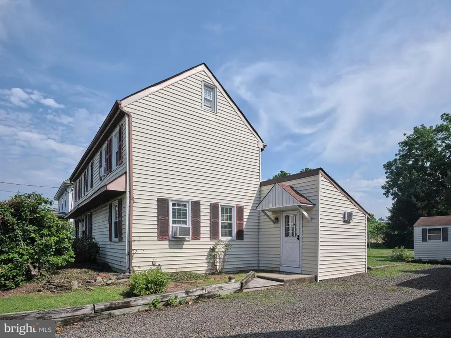 301 Main St, Hulmeville, PA 19047 - #2
