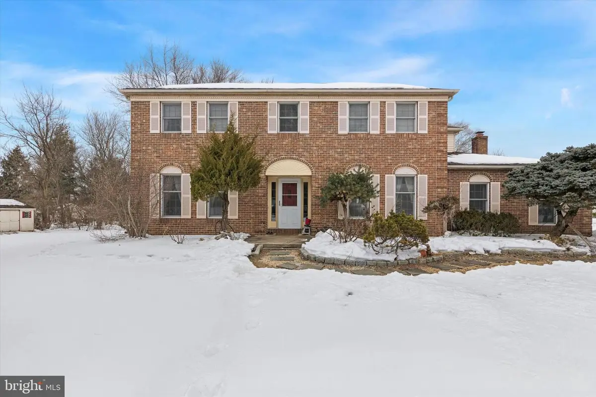 2010 Canterbury Ln, Jamison, PA 18929 - #1