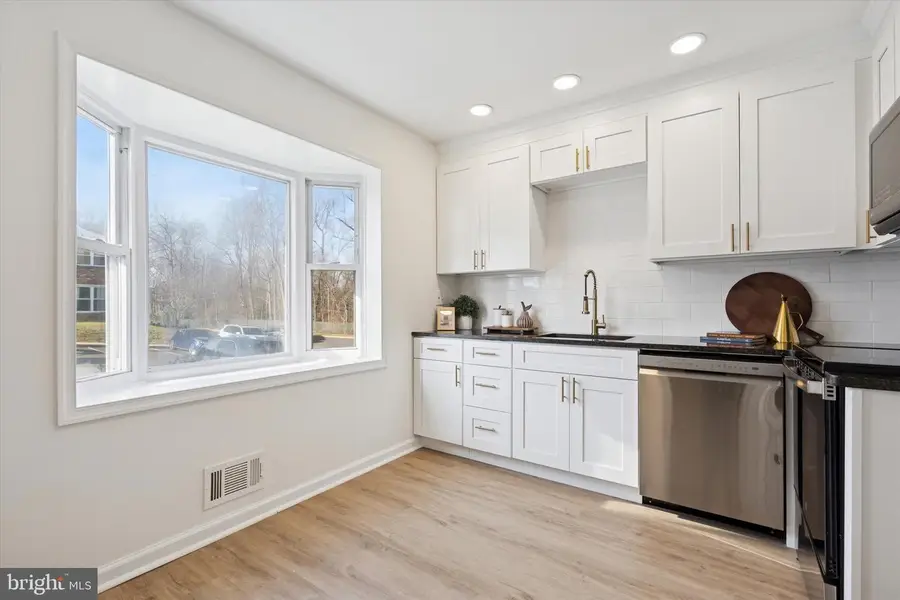 367 Dartmouth Ct, Bensalem, PA 19020 - #3